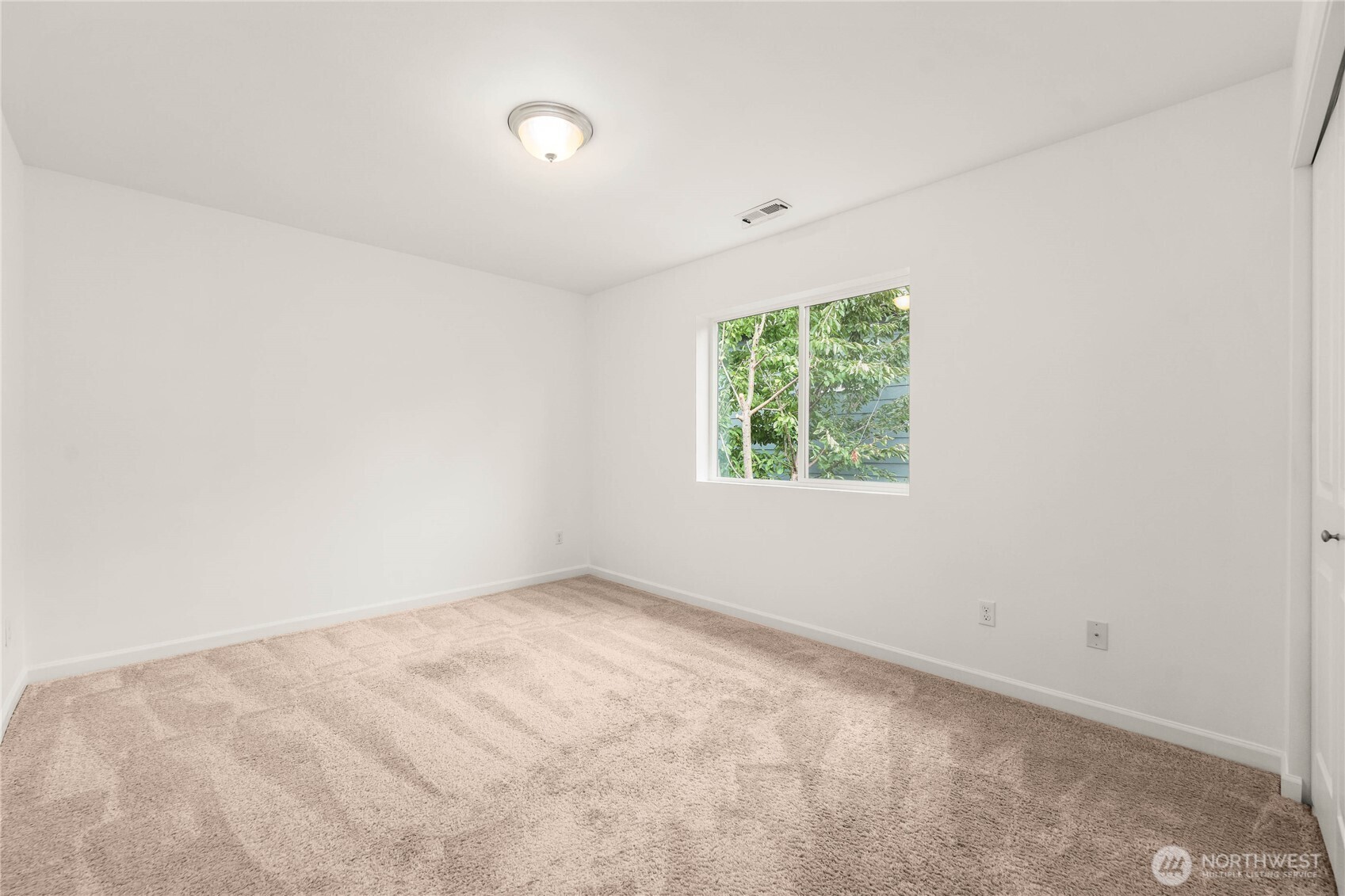 1713 98th Street Property Photo 27