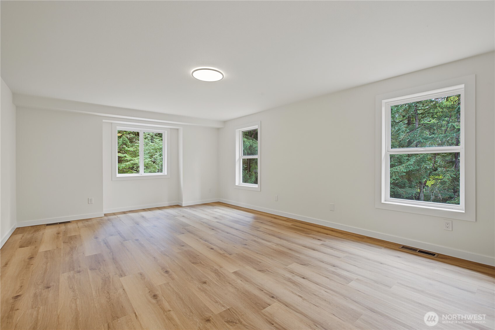 9008 Dana Drive Property Photo 18