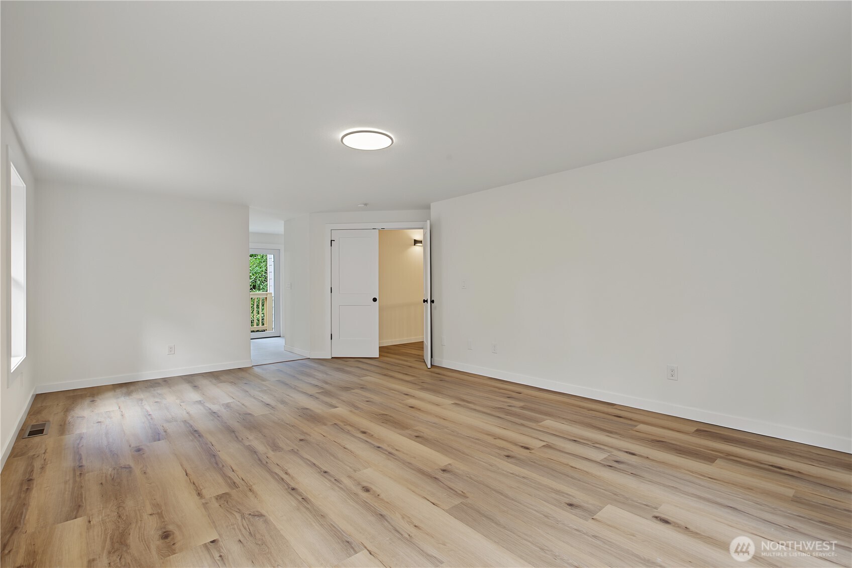 9008 Dana Drive Property Photo 19