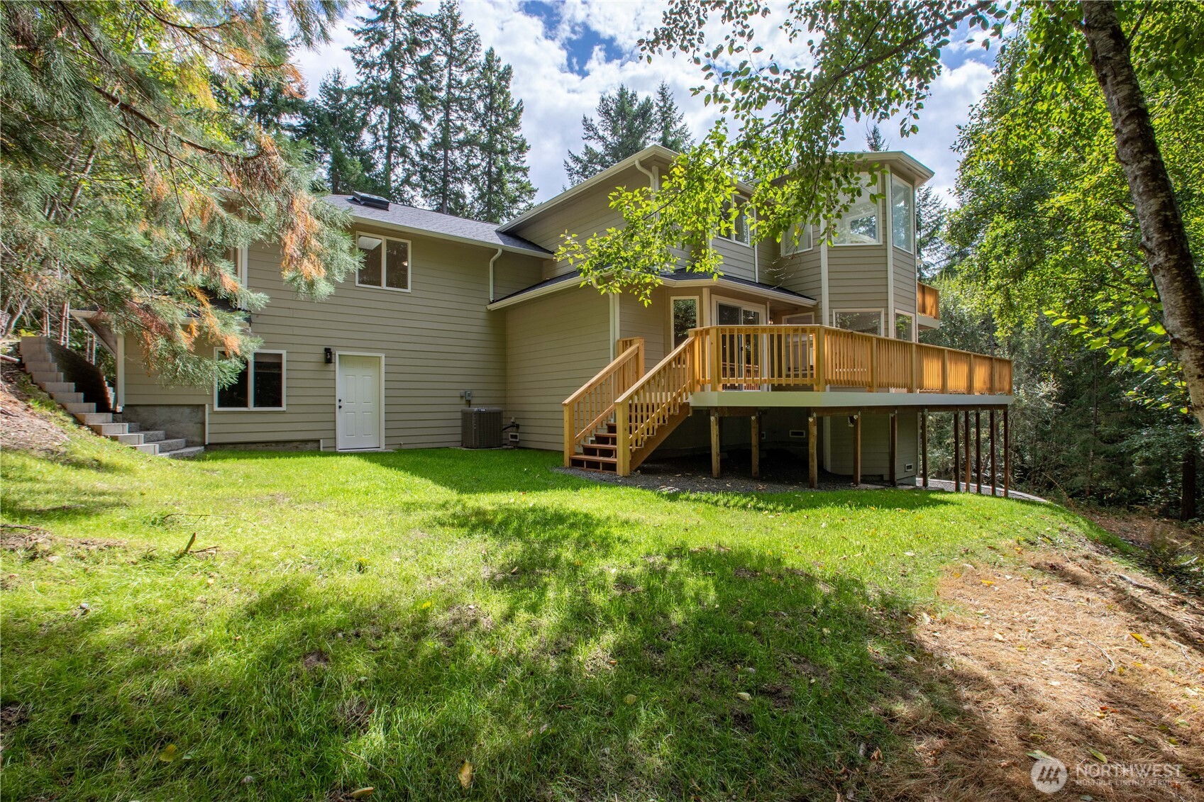 9008 Dana Drive Property Photo 34