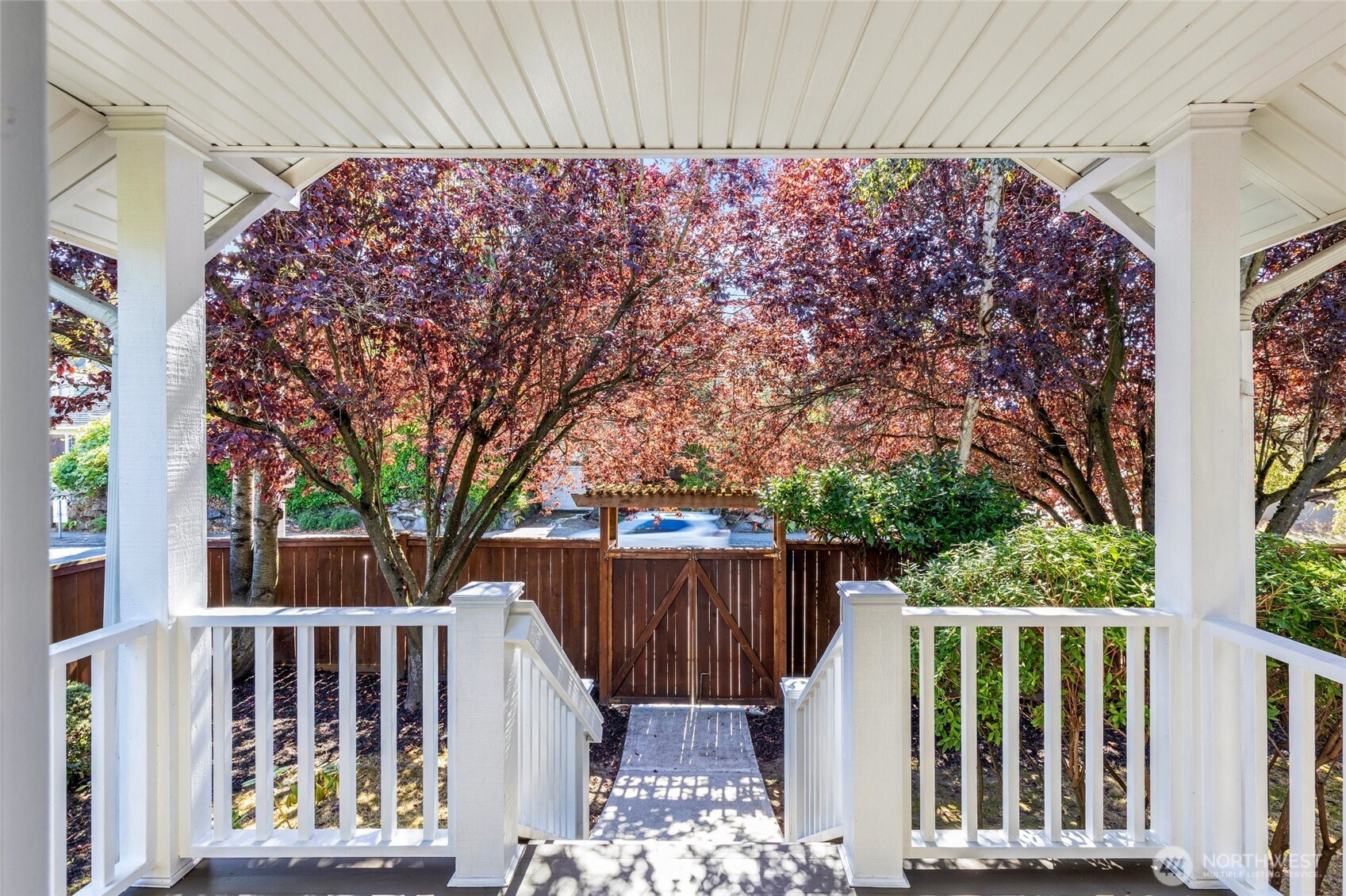 256 Ne 50th Street Property Photo 4