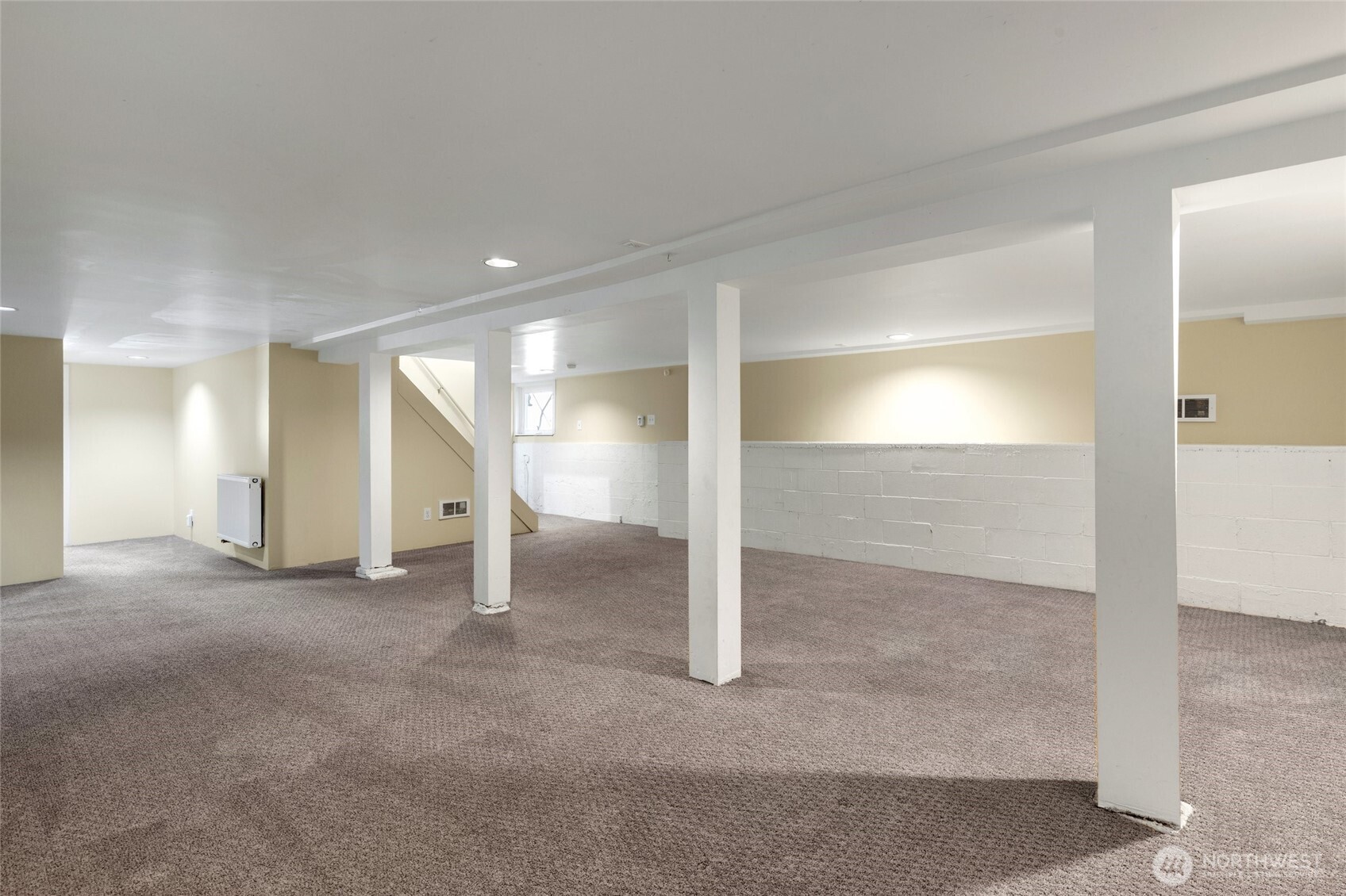 256 Ne 50th Street Property Photo 35