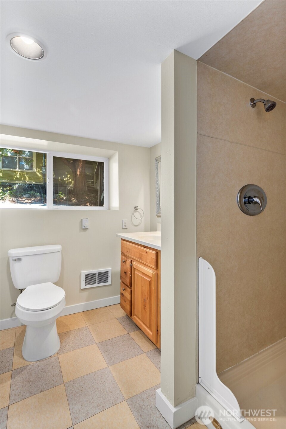 256 Ne 50th Street Property Photo 37