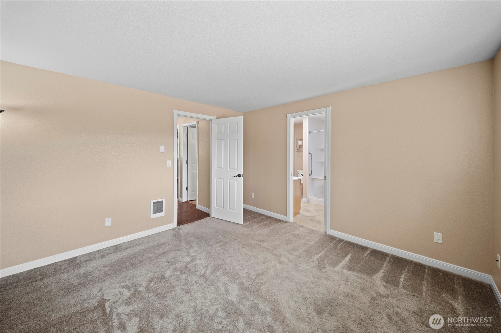 7015 Tolmie Drive Property Photo 19