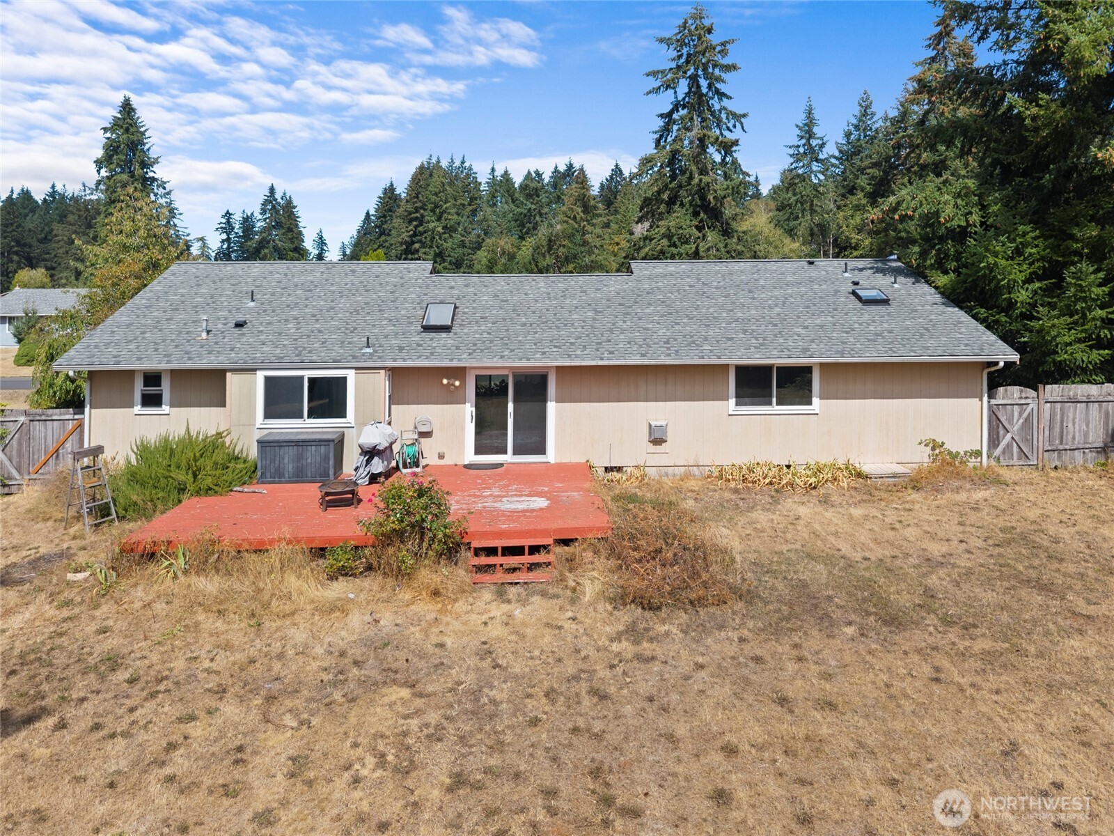 7015 Tolmie Drive Property Photo 30