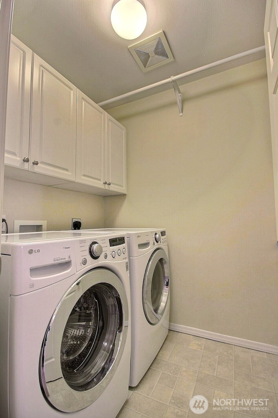 575 Elma Avenue Property Photo 27