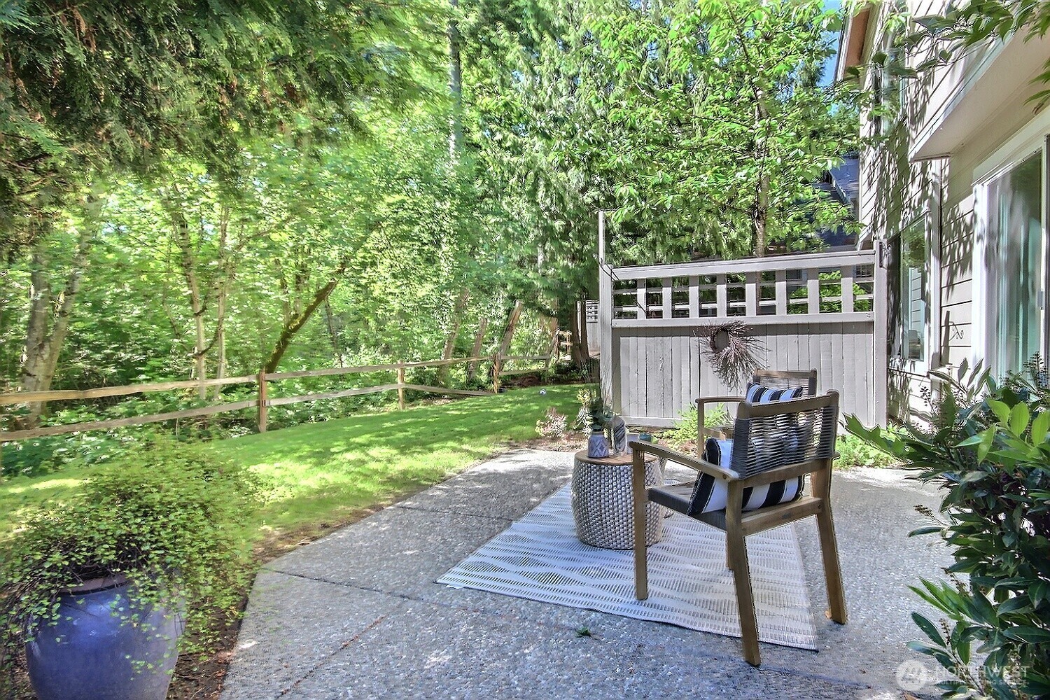 575 Elma Avenue Property Photo 29