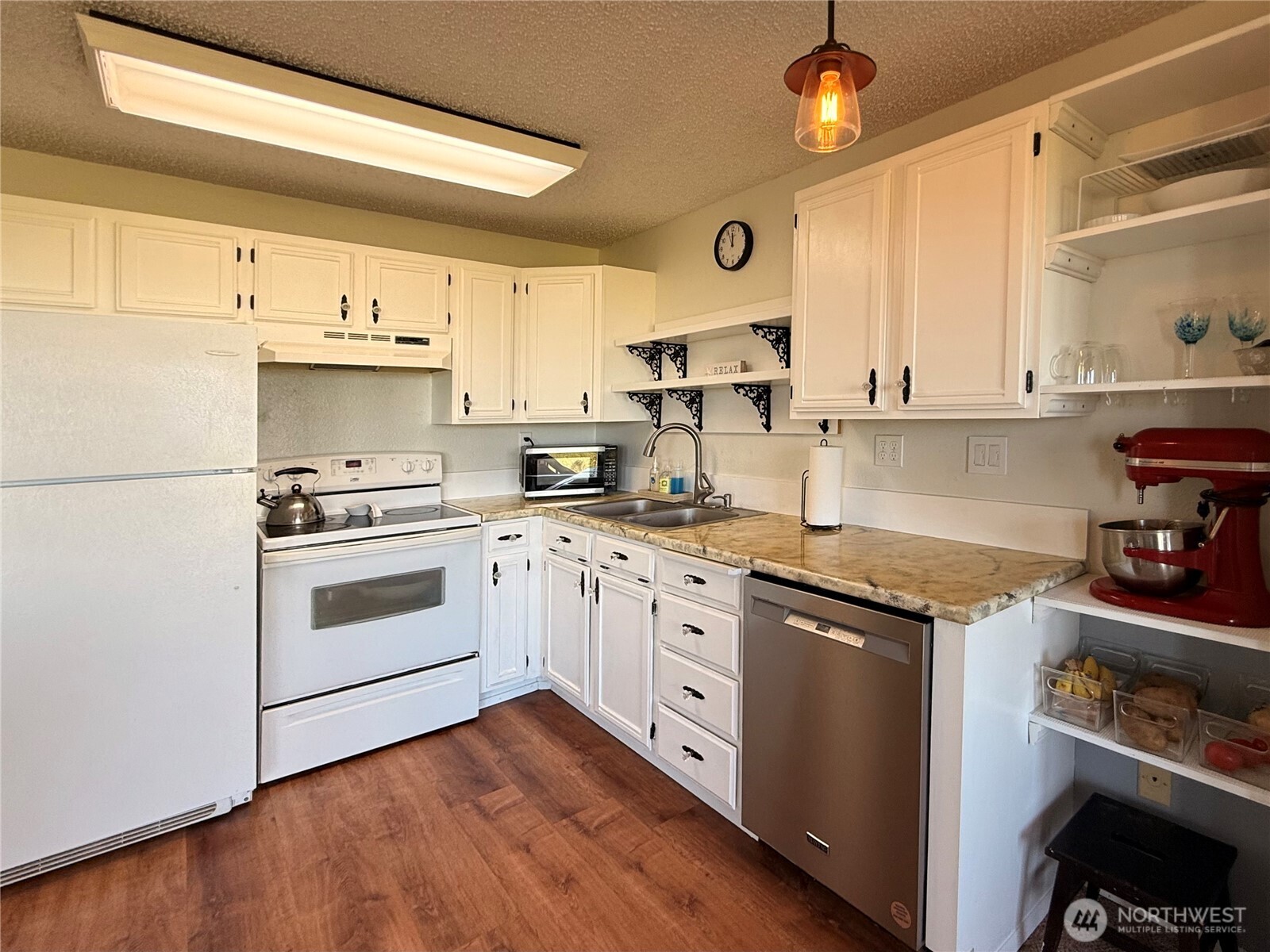 1317 Ocean Shores Boulevard 2 Property Photo 7