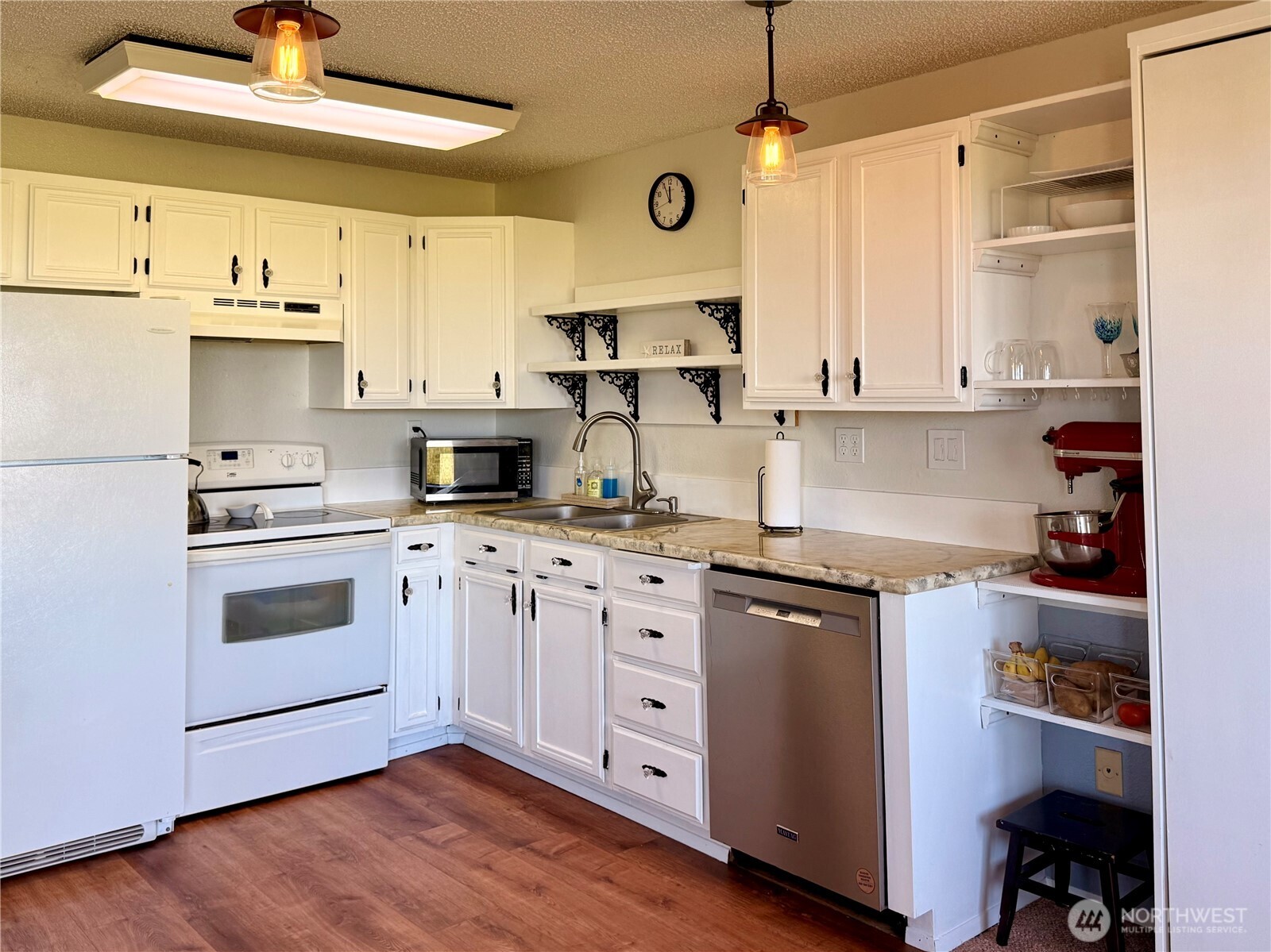 1317 Ocean Shores Boulevard 2 Property Photo 11
