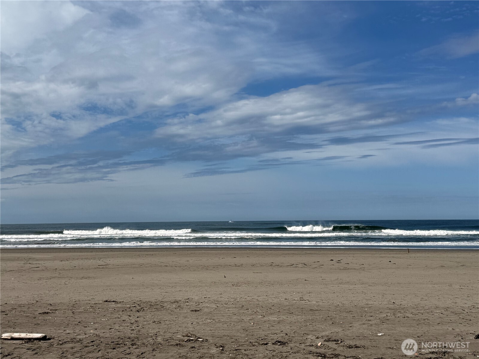 1317 Ocean Shores Boulevard 2 Property Photo 17