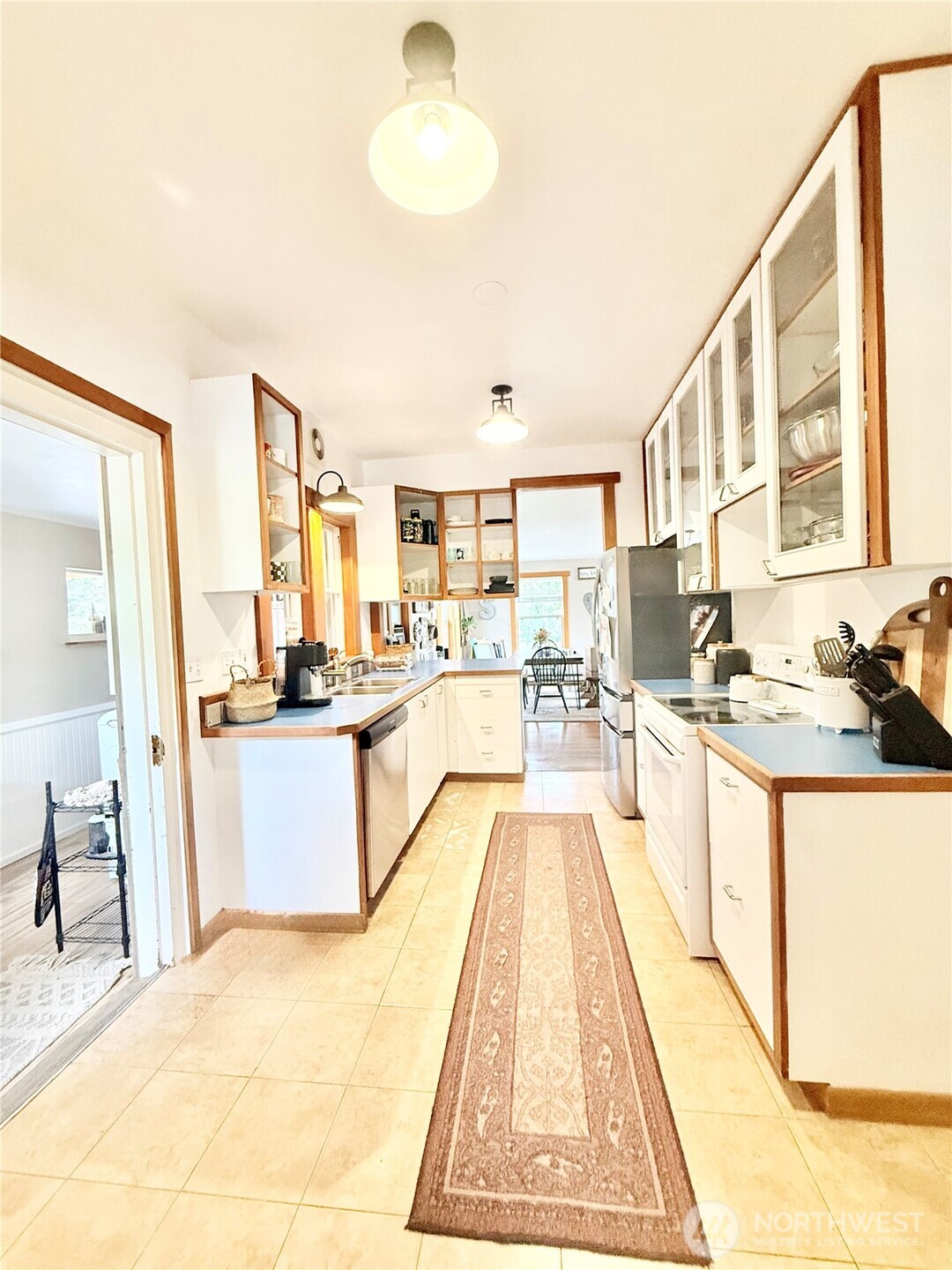 1012 Rodger Street Property Photo 9