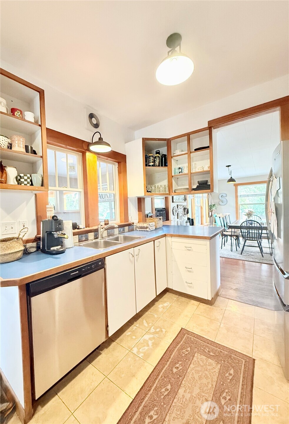 1012 Rodger Street Property Photo 11