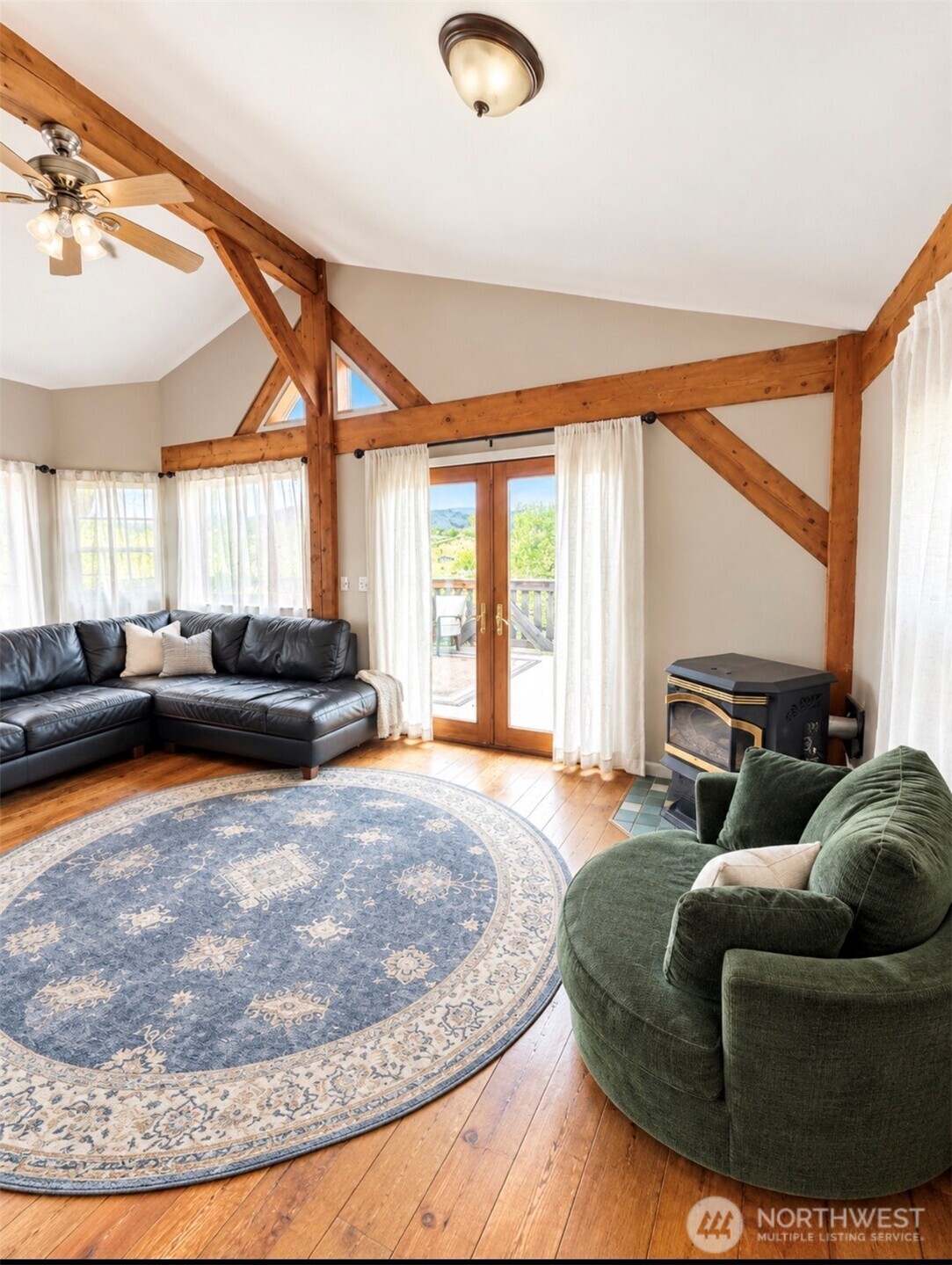 1012 Rodger Street Property Photo 14