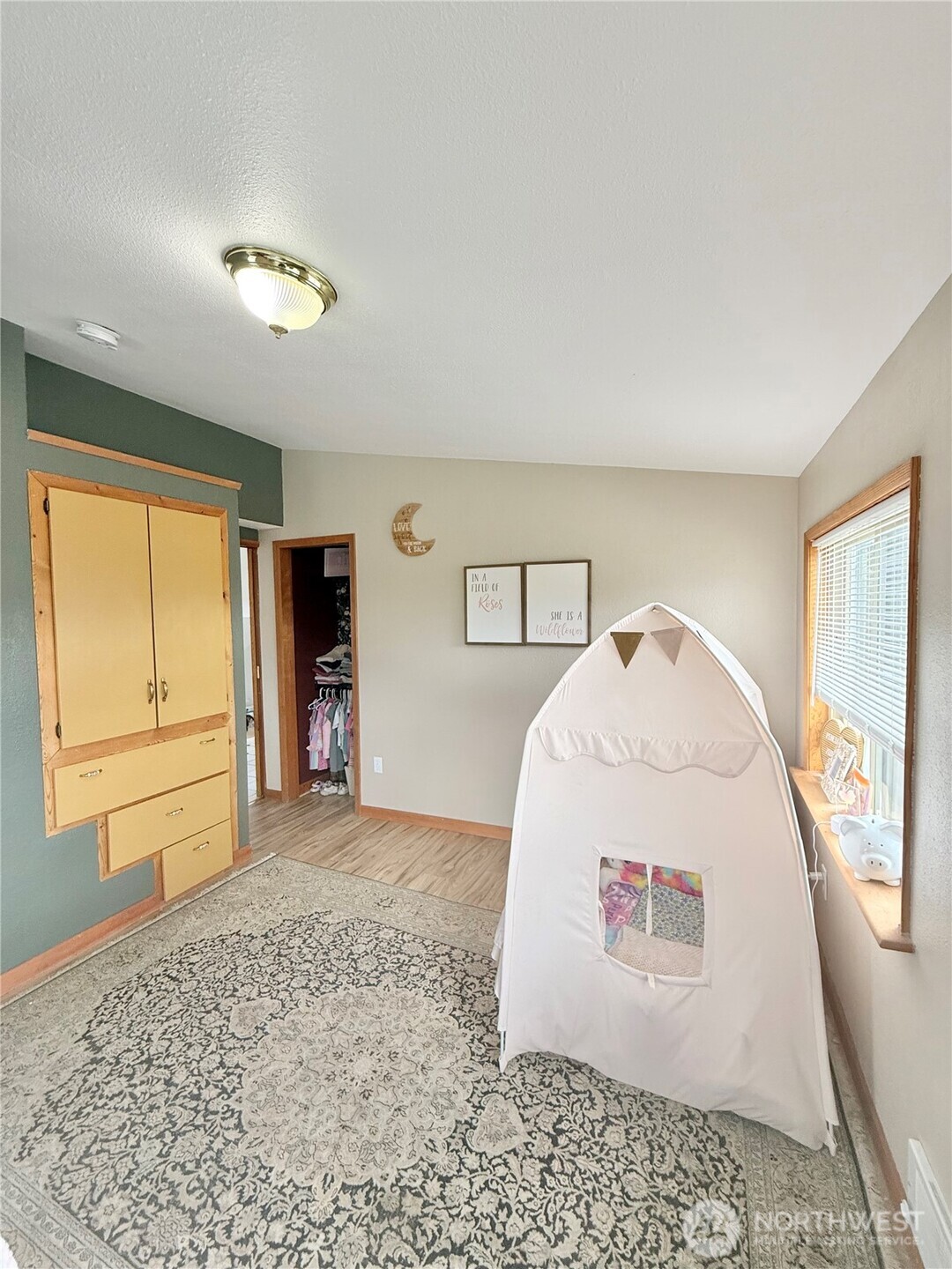 1012 Rodger Street Property Photo 29