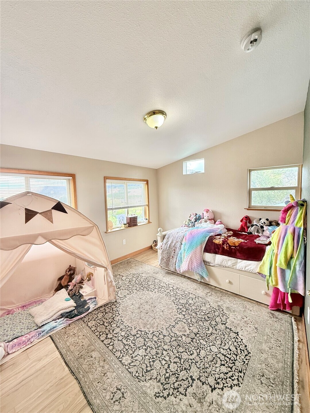 1012 Rodger Street Property Photo 30