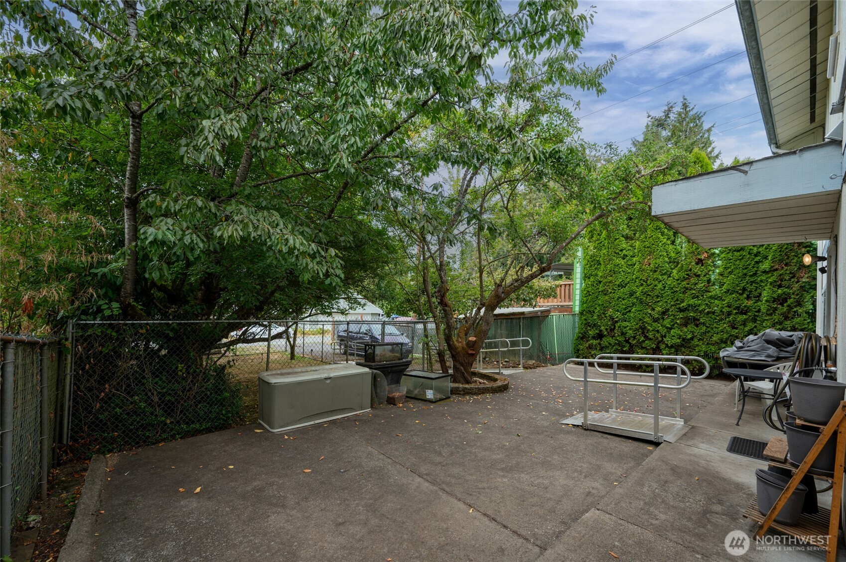 9253 3rd Avenue Property Photo 17