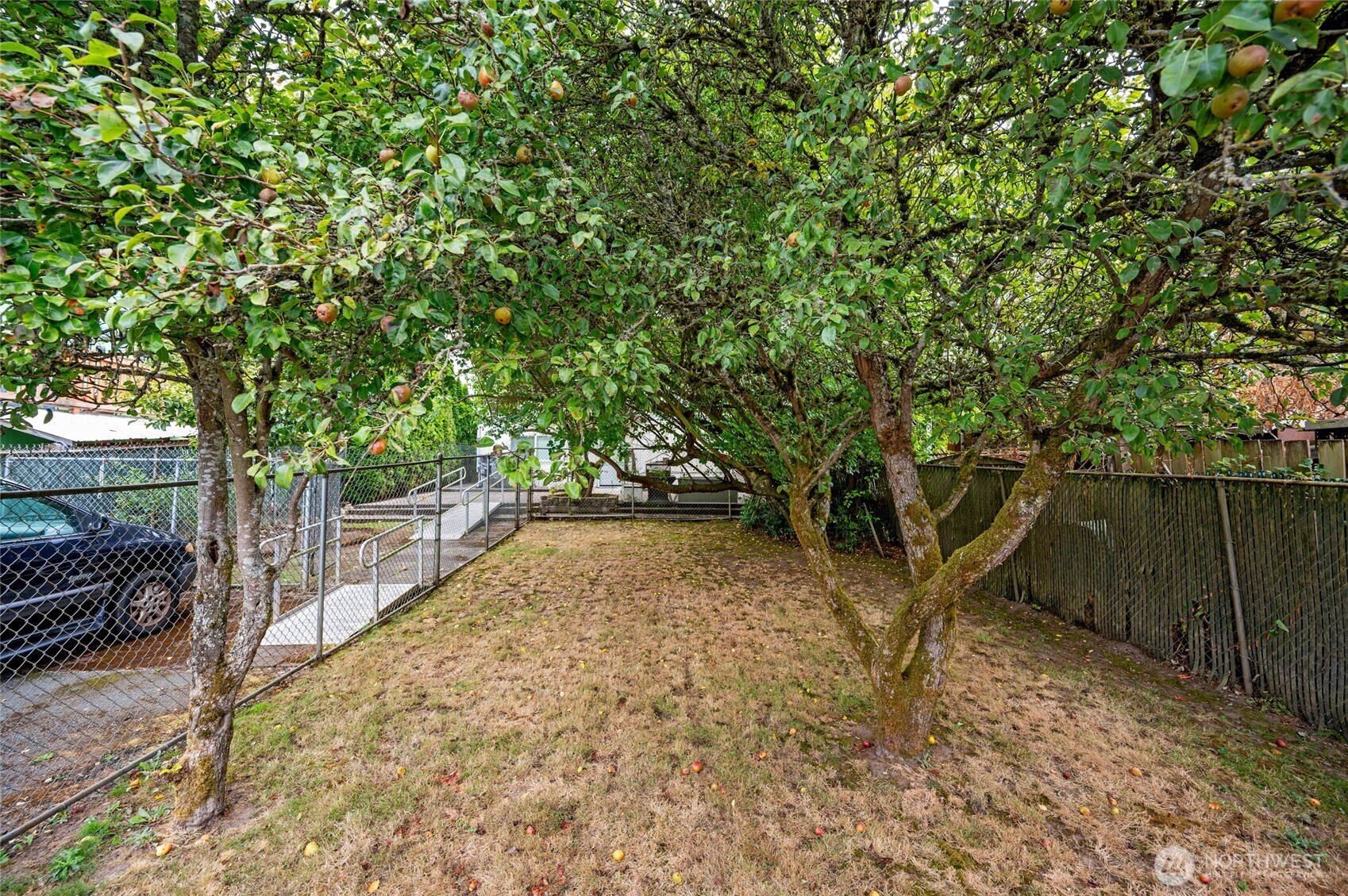 9253 3rd Avenue Property Photo 19