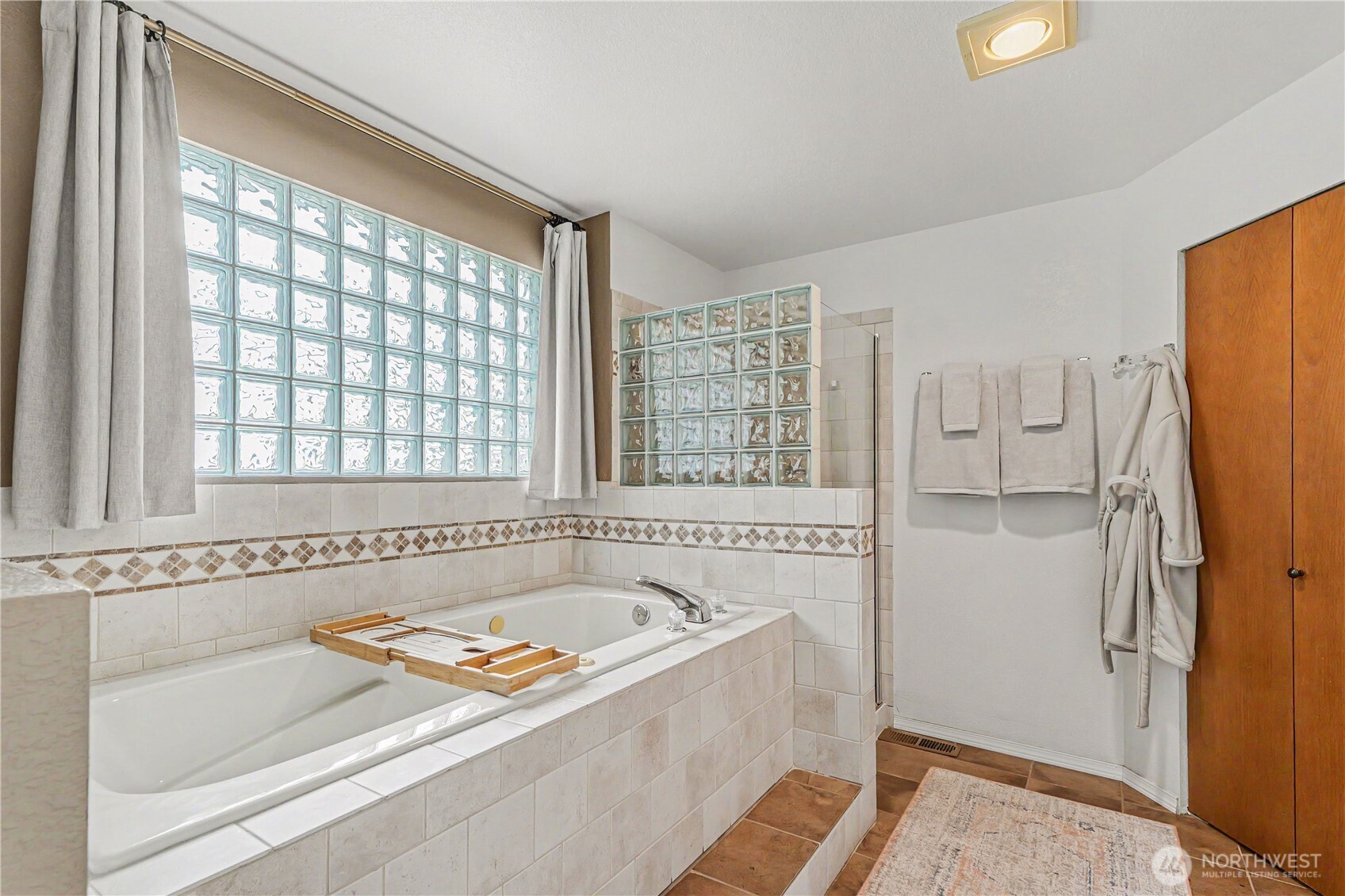 11902 Ne 168th Street Property Photo 14
