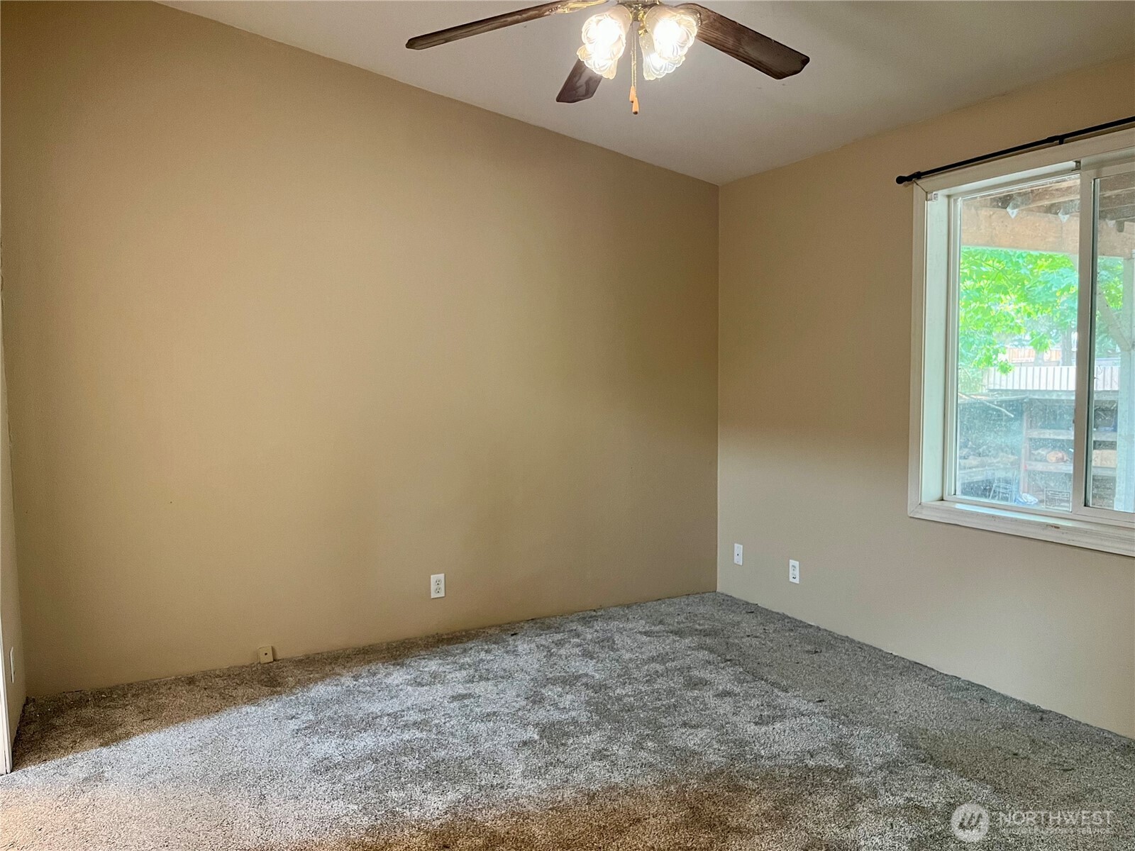 8510 Thuja Avenue Property Photo 11