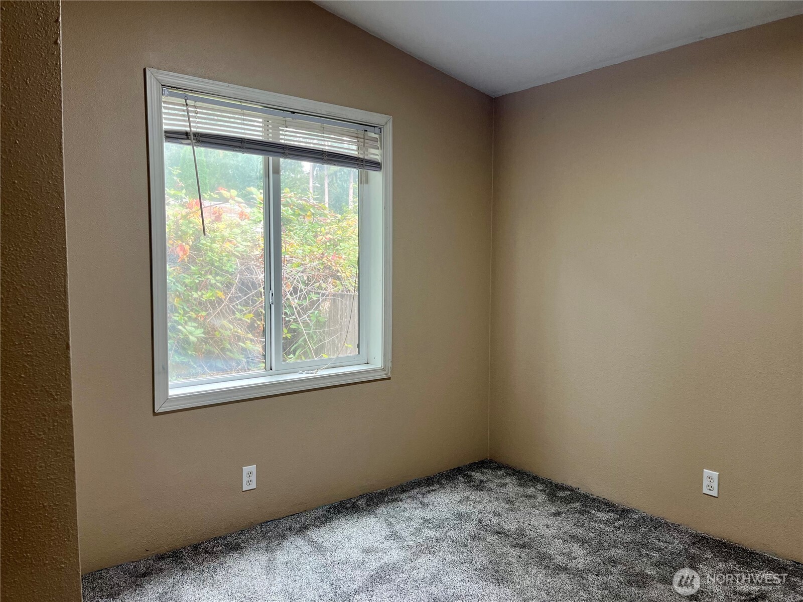 8510 Thuja Avenue Property Photo 12