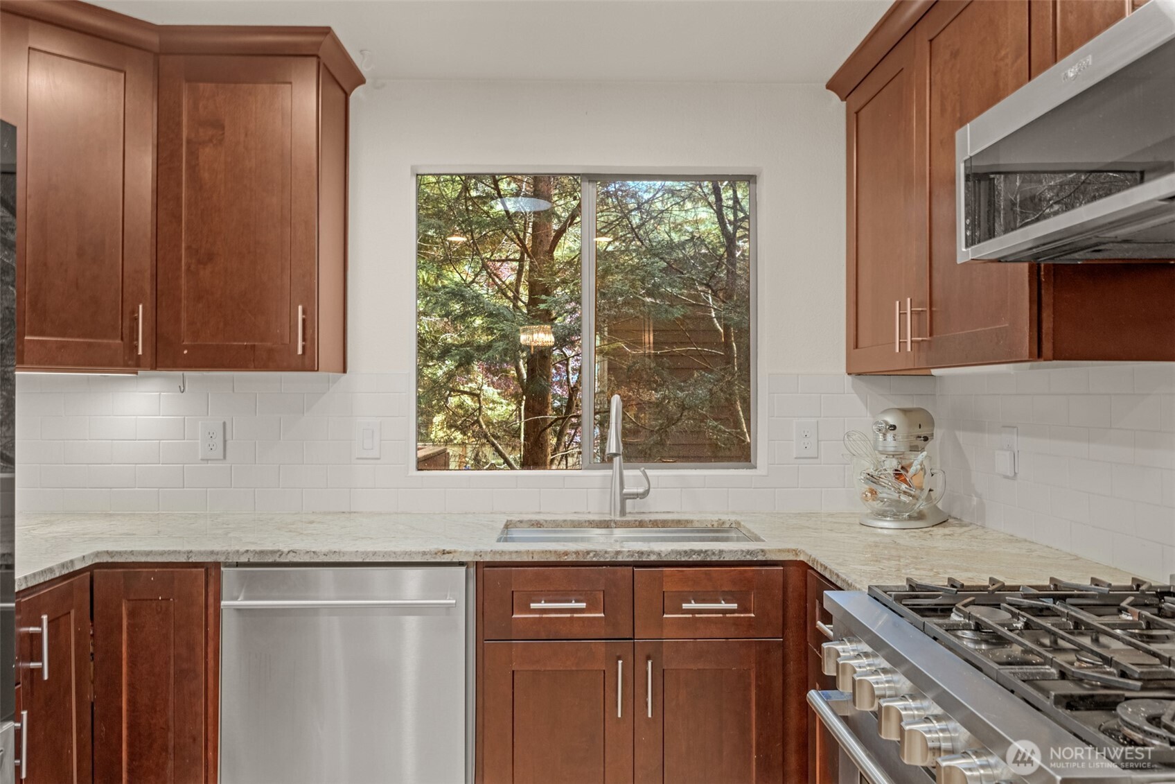 14015 60th Avenue Property Photo 9