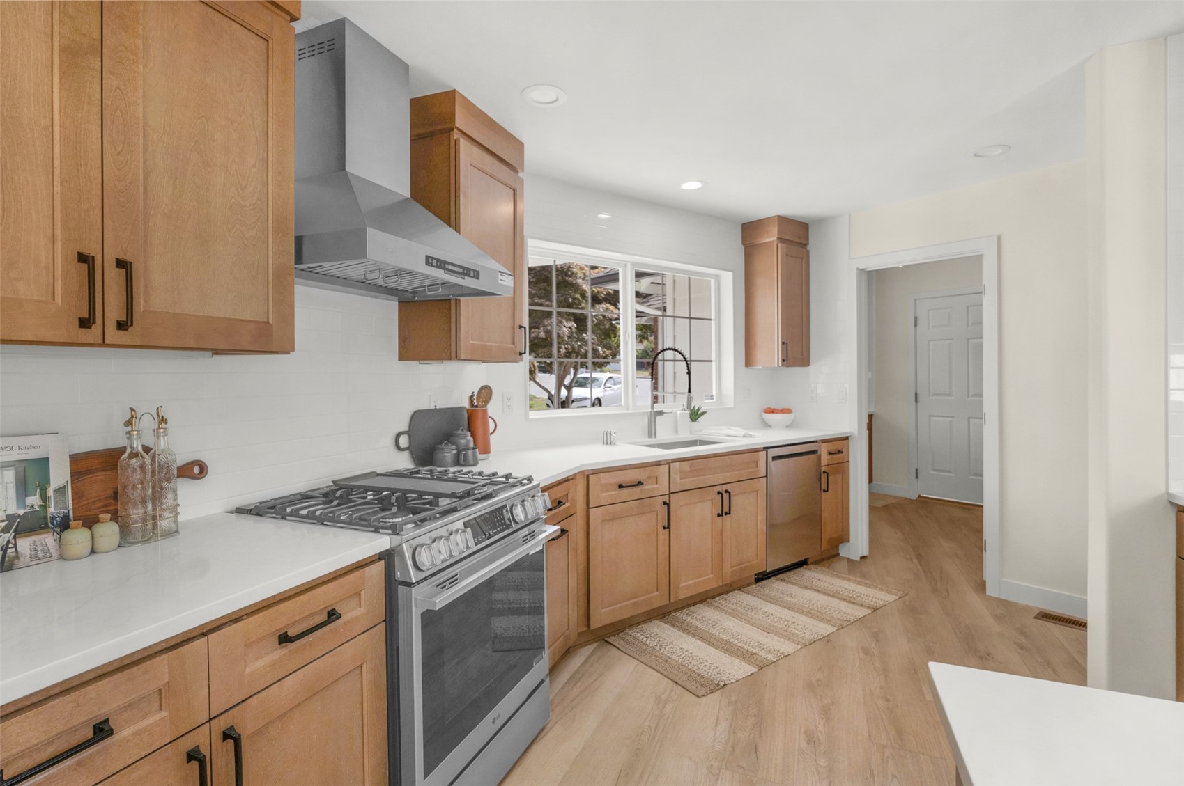 2145 Clover Court Property Photo 11