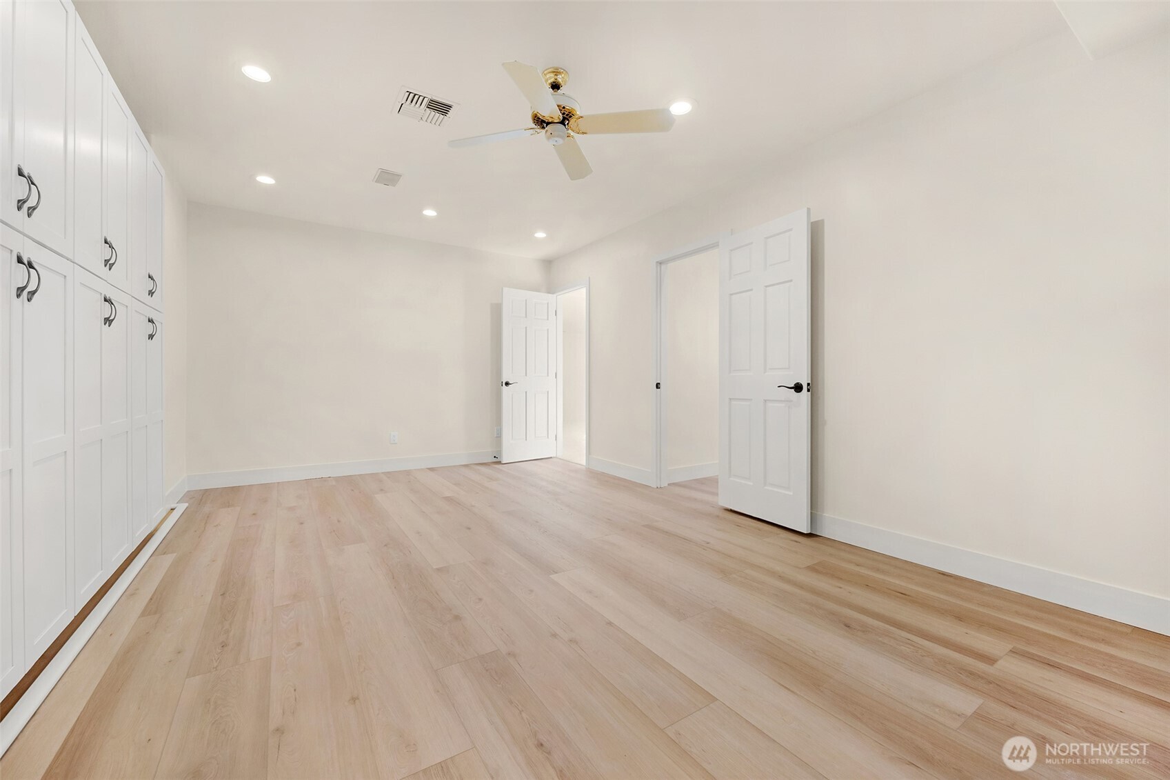 2145 Clover Court Property Photo 32