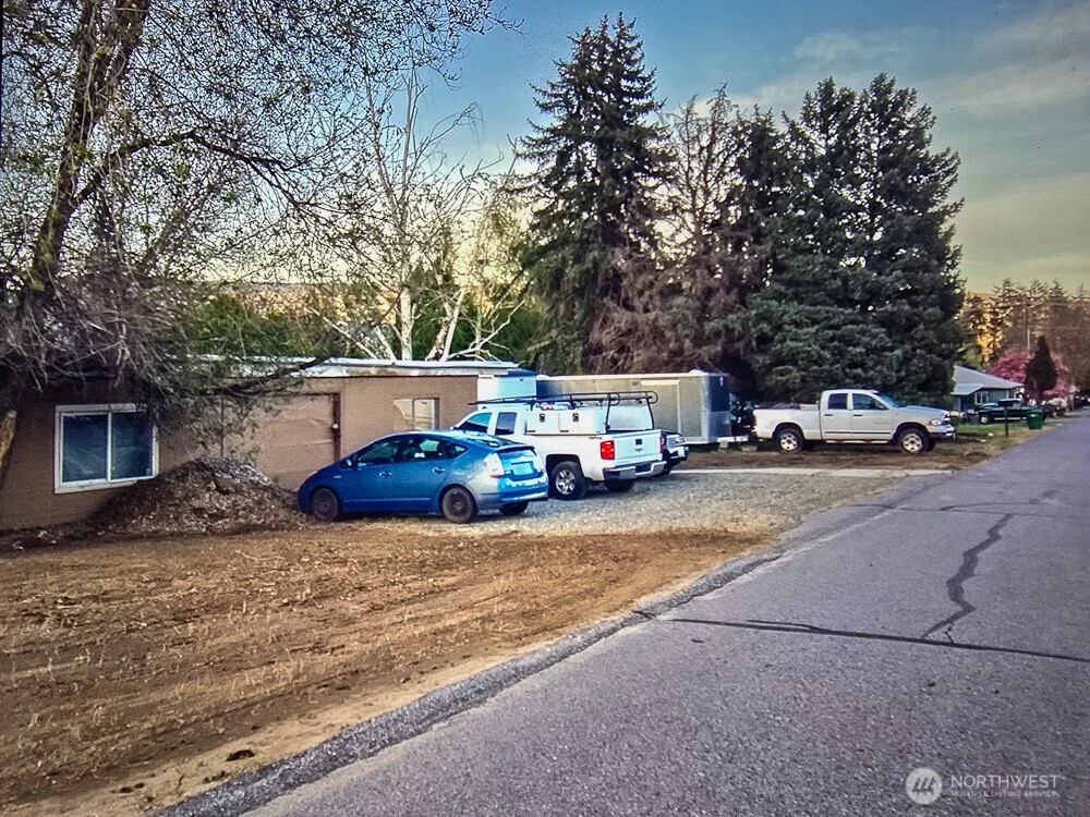 1322 4th Street Property Photo 11