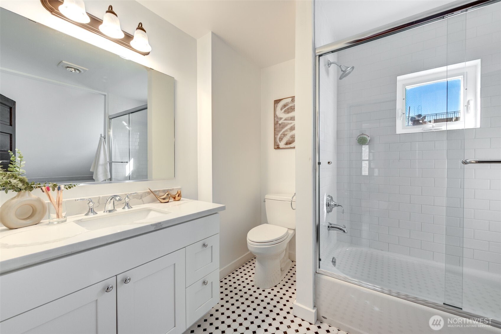 1625 3rd Avenue Property Photo 27