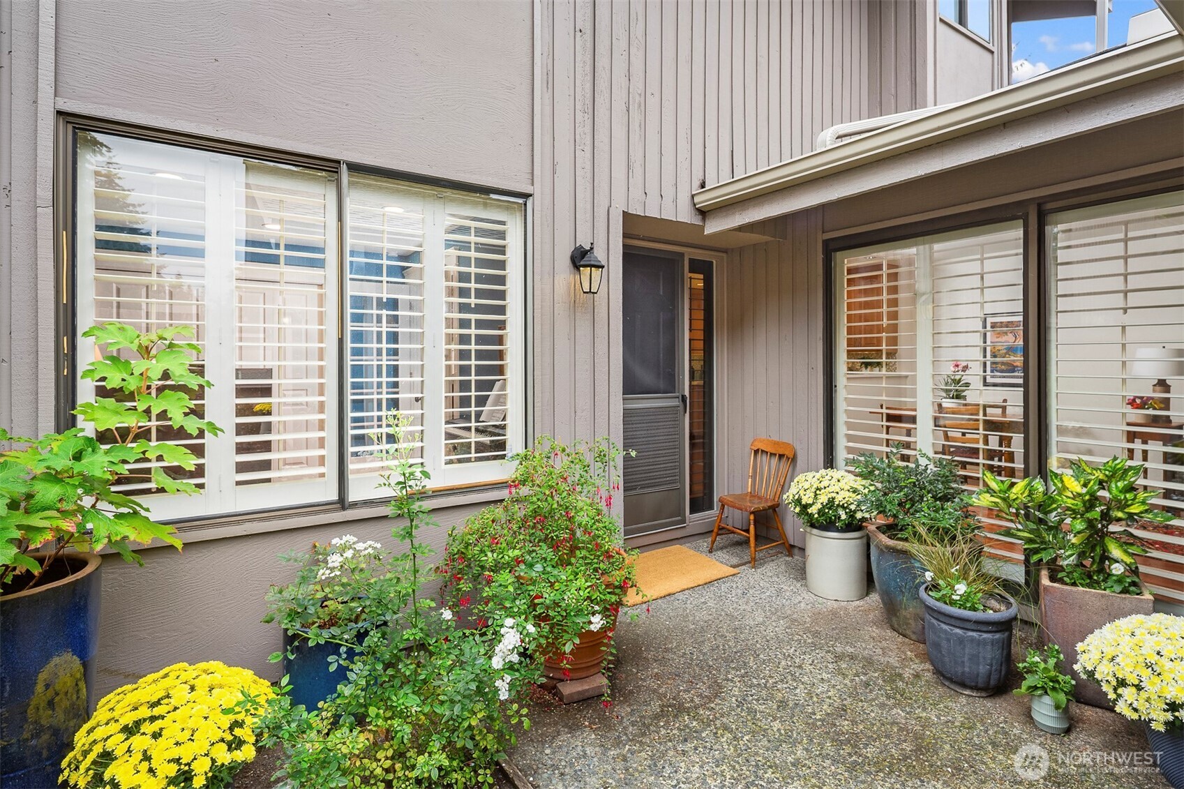 151 141st Place 110l Property Photo 3