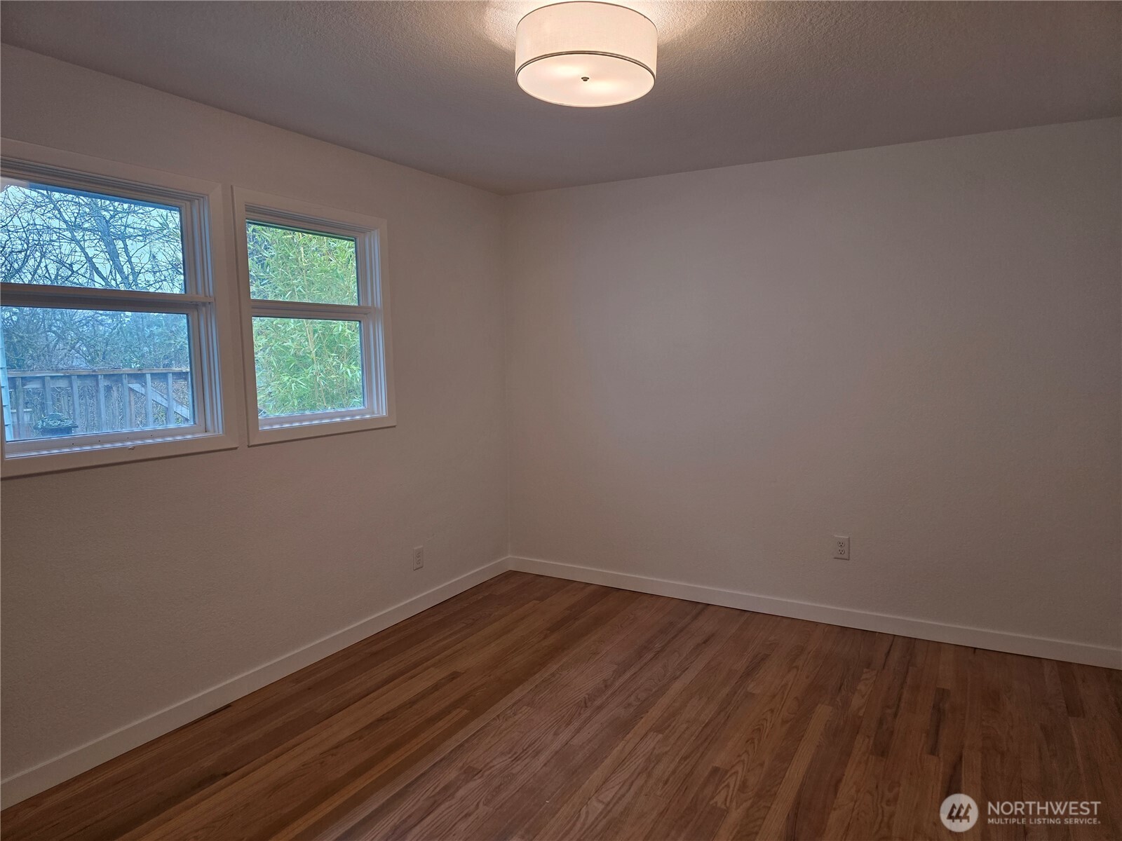 420 E Connecticut Property Photo 17