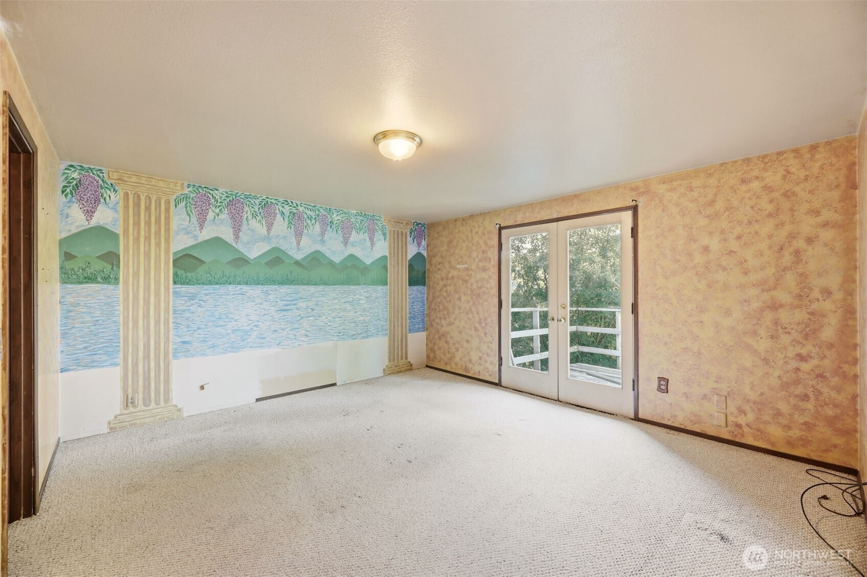 4928 E Lake Bosworth Drive Property Photo 11