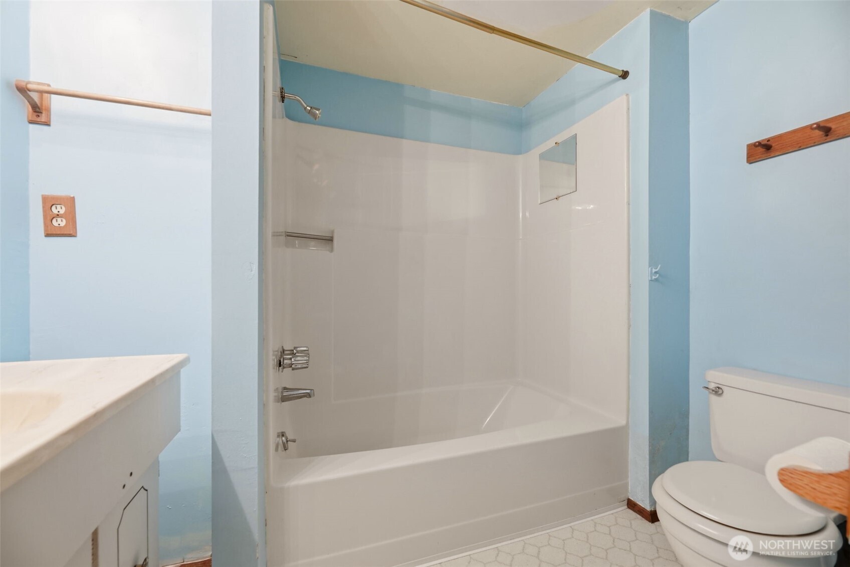 4928 E Lake Bosworth Drive Property Photo 18