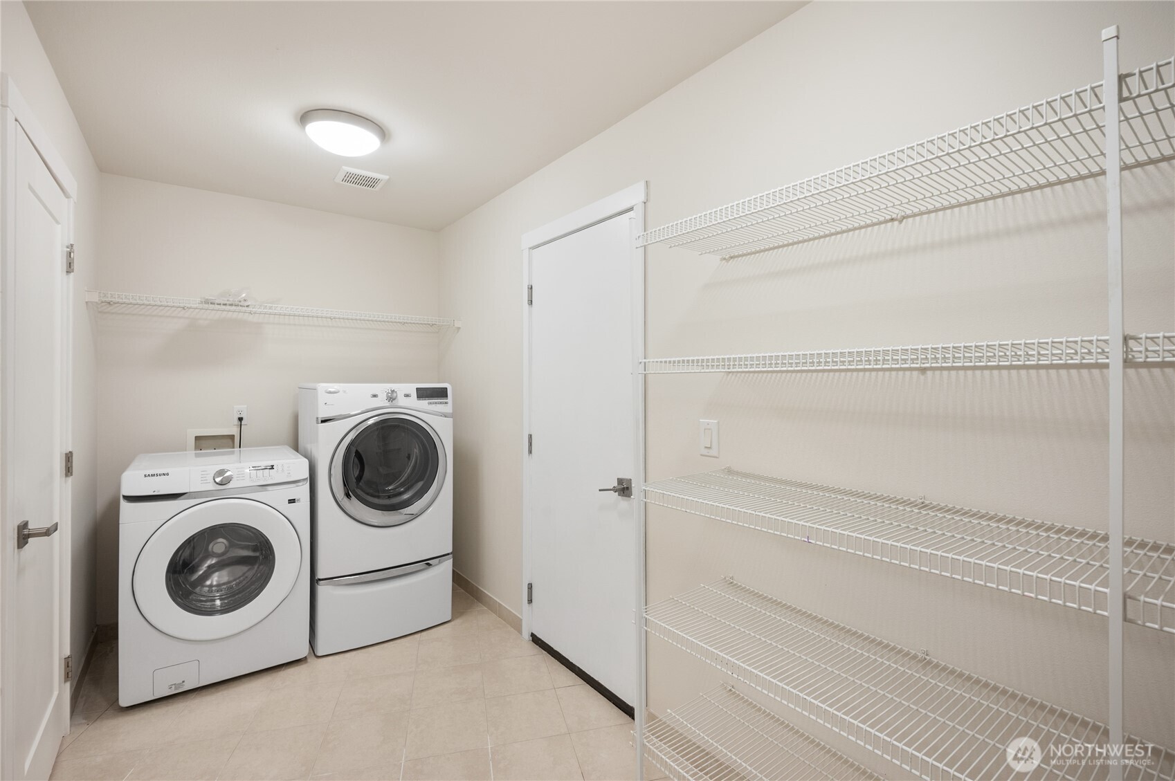 2226 Se 2nd Place Property Photo 14