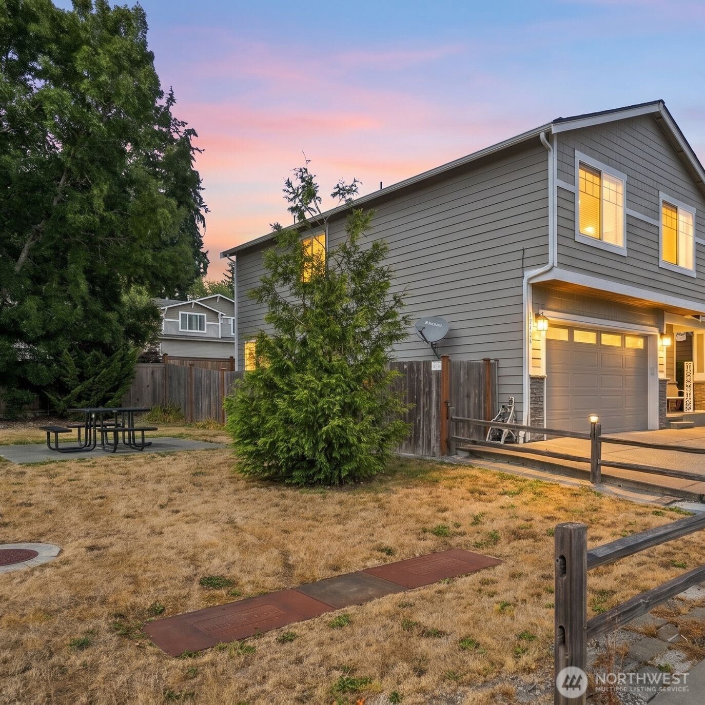 12426 29th Avenue Property Photo 3