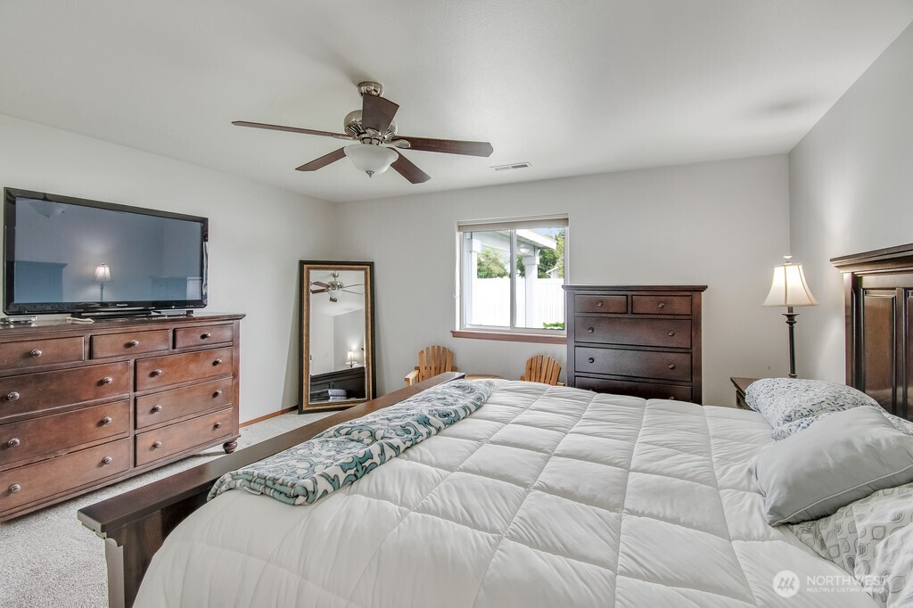 1534 Larkspur Drive Property Photo 13
