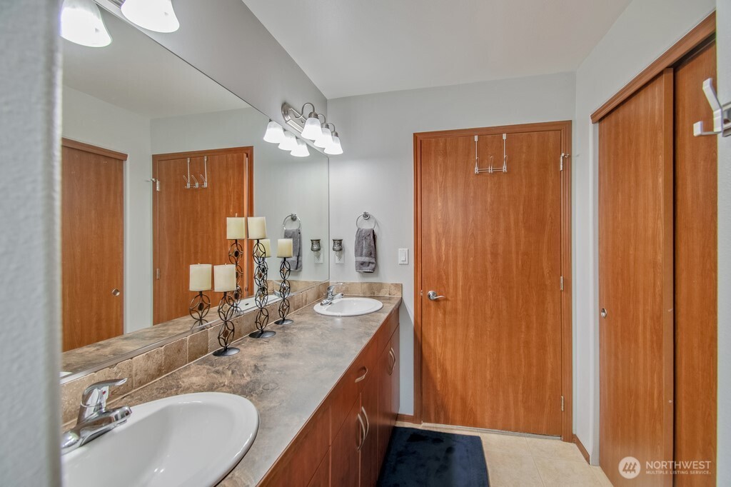 1534 Larkspur Drive Property Photo 16