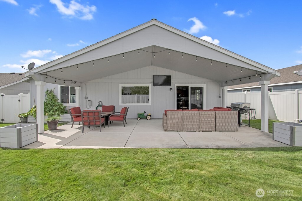 1534 Larkspur Drive Property Photo 34
