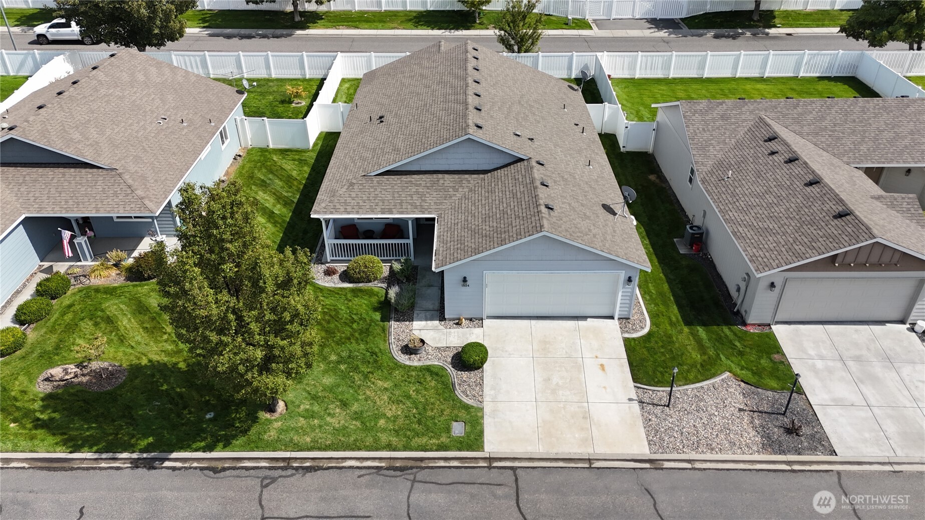 1534 Larkspur Drive Property Photo 40