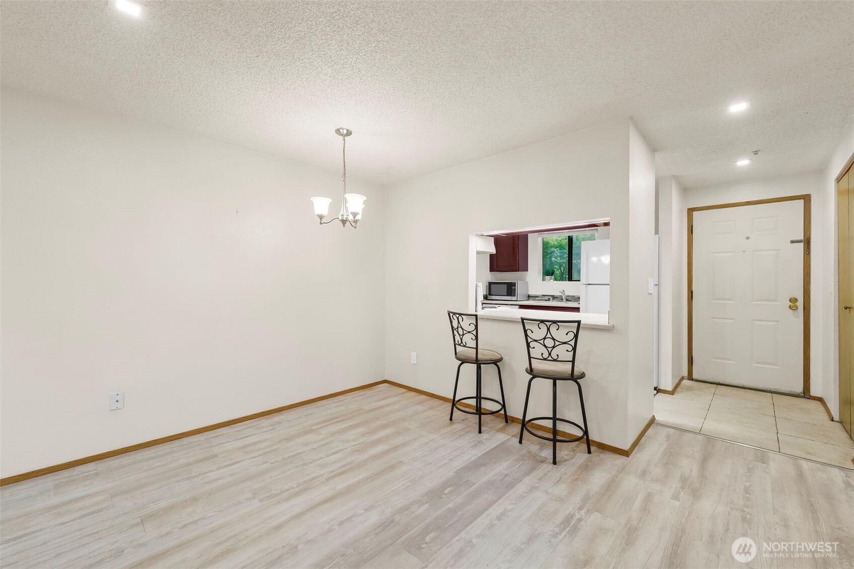 3322 I Street E203 Property Photo 6