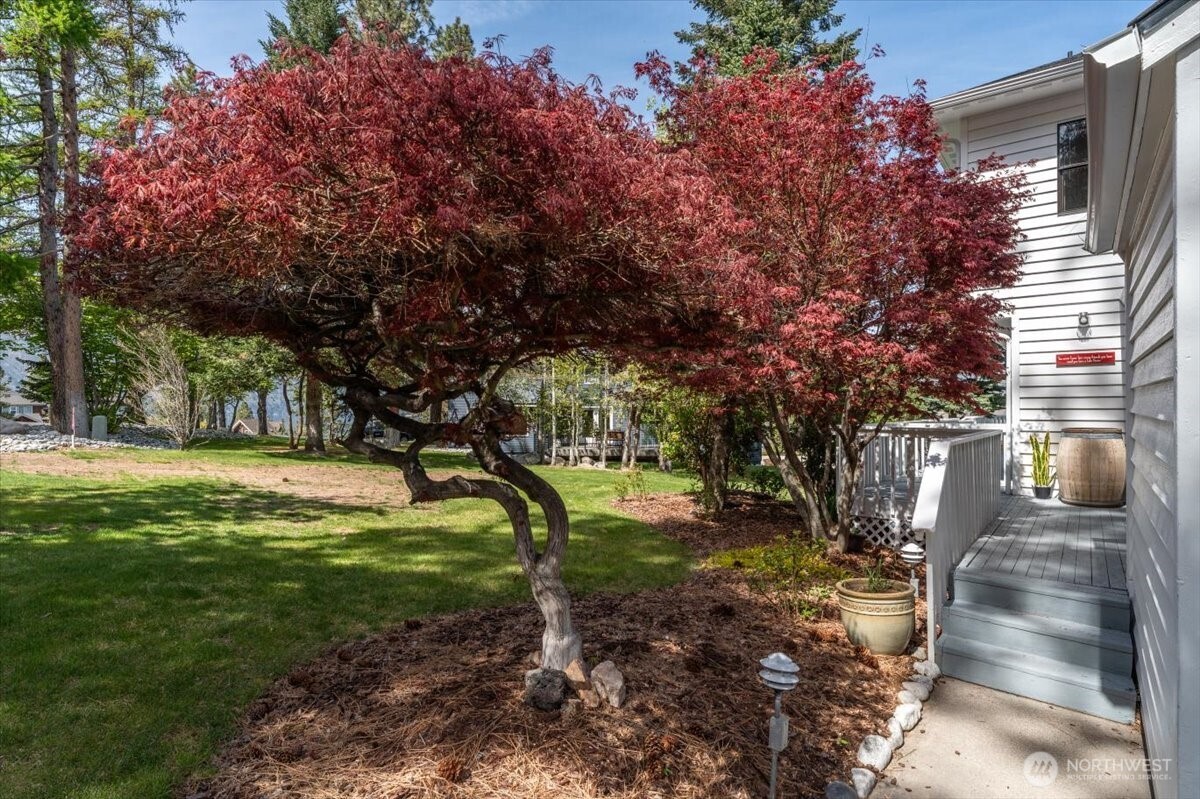 4124 Lakeview Place Property Photo 4