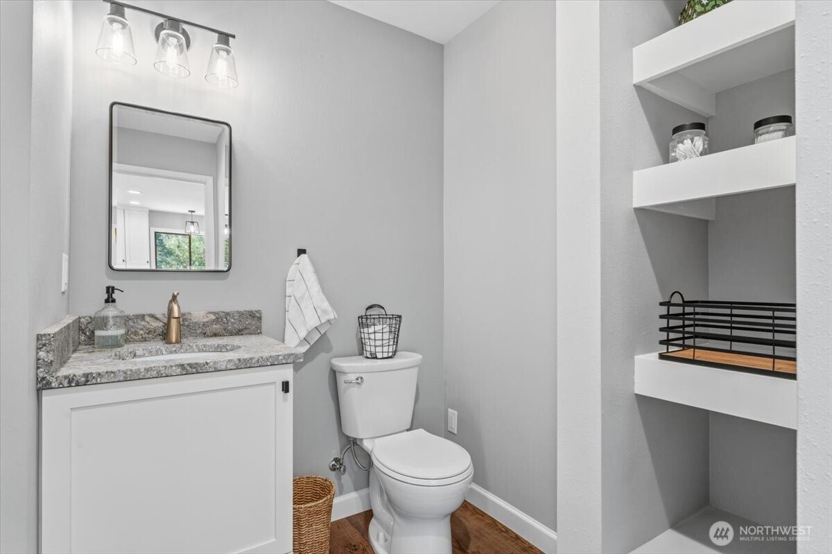 4124 Lakeview Place Property Photo 13