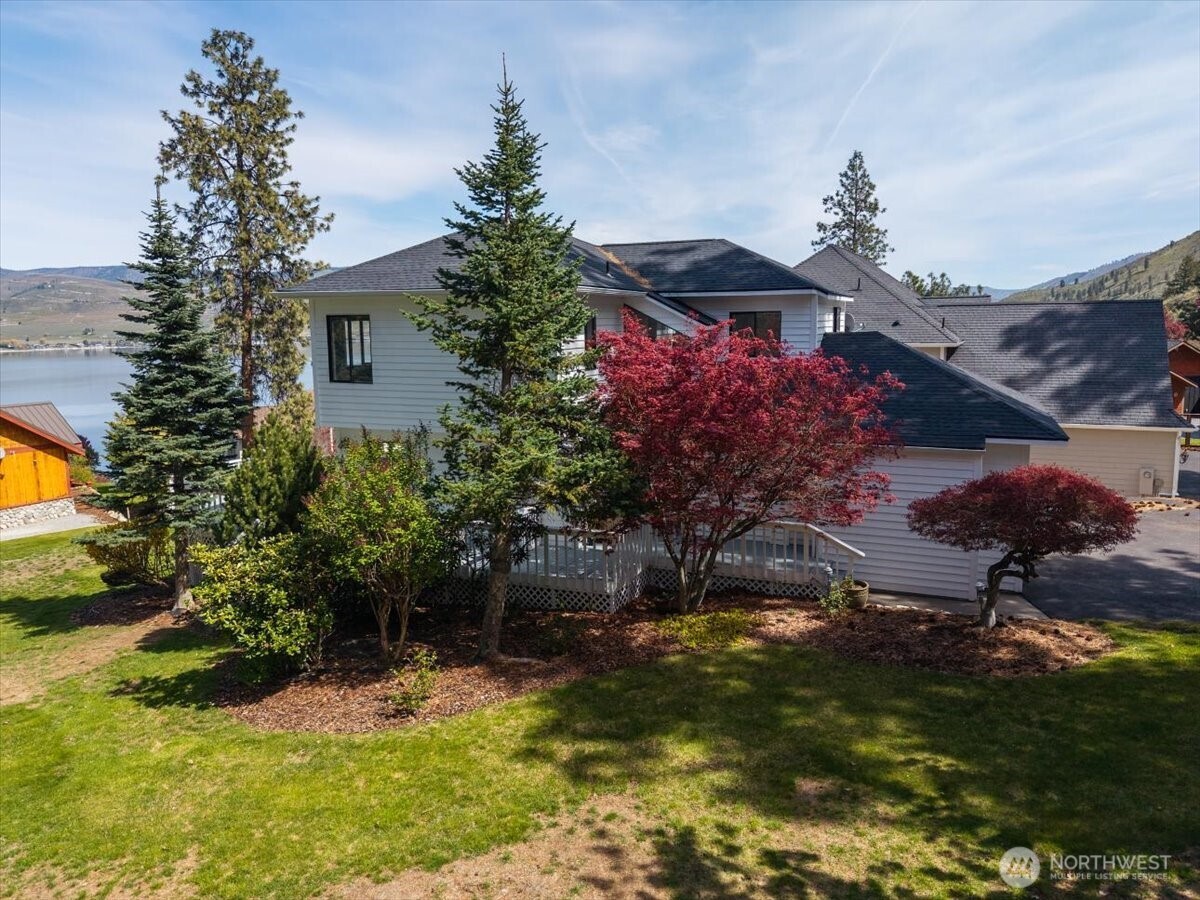 4124 Lakeview Place Property Photo 28