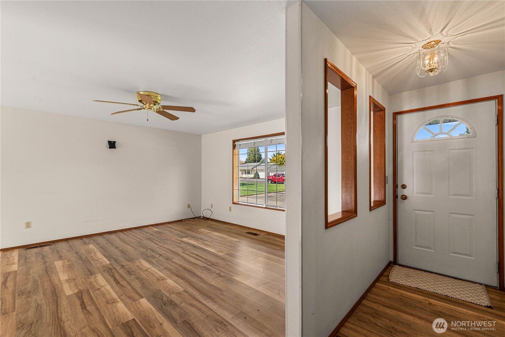 1313 Welch Avenue Property Photo 2