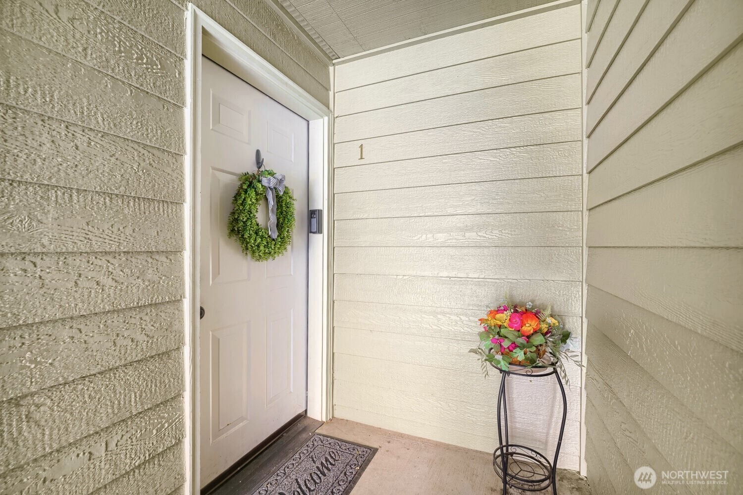 1111 S Villard Street A1 Property Photo 2