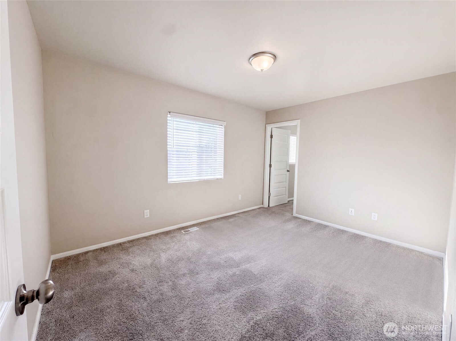 4335 Acacia Lane Property Photo 4