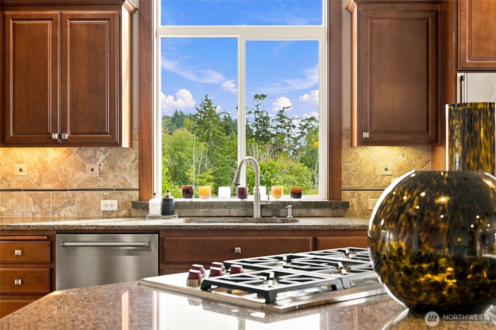 6664 Waterton Circle Property Photo 10