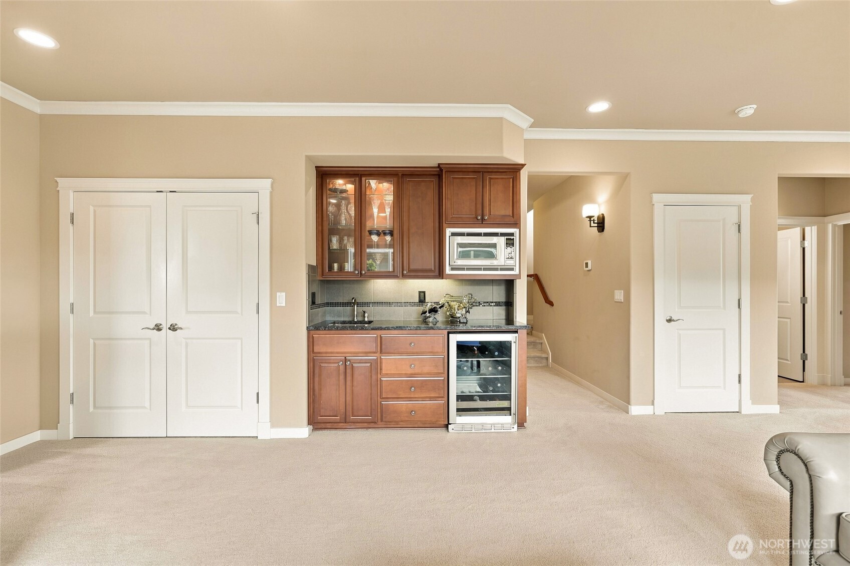 6664 Waterton Circle Property Photo 28