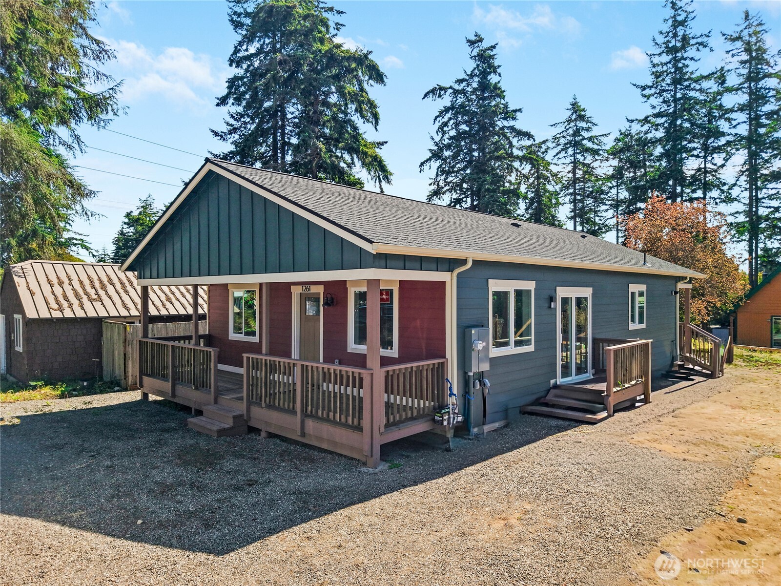 1261 18th Street Property Photo 3