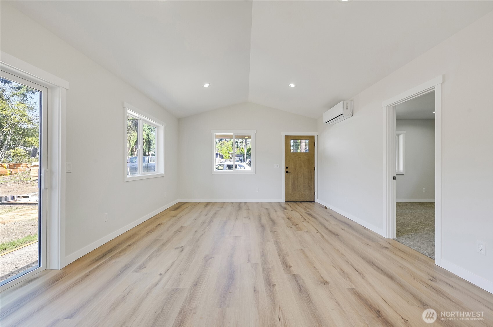 1261 18th Street Property Photo 10